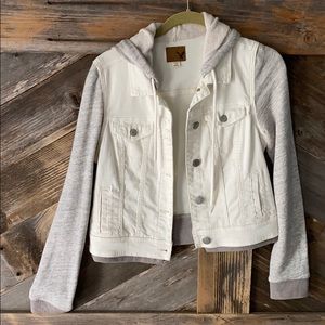American Eagle white sweatshirt vest jacket